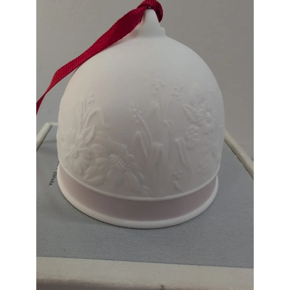 Lladro 1991 Spring Collectors Society Bell Retired 3.25